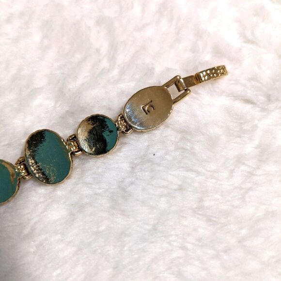 Vintage Liz Claiborne Brushed Goldtone Round & Oval Medallion Bracelet - Picture 6 of 10